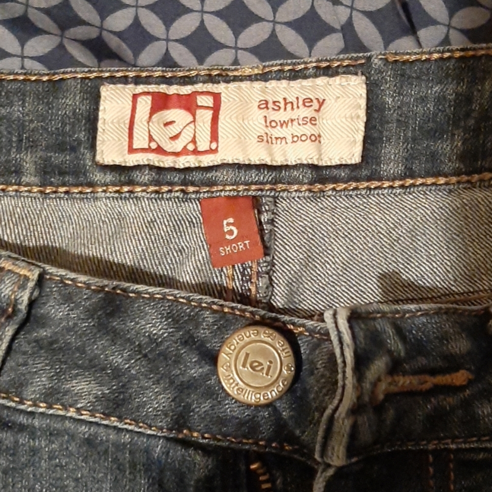 Jeans - Picture 6 of 6
